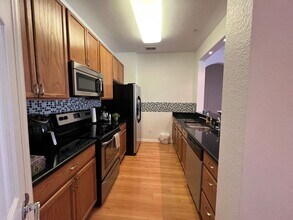 2484 San Tecla St in Orlando, FL - Building Photo - Building Photo