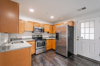 1203 Delafield Pl NW in Washington, DC - Building Photo - Building Photo