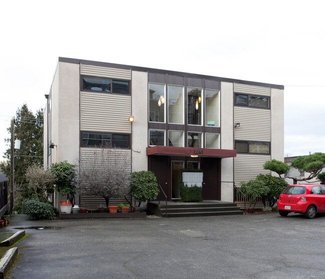 Franklin House in Seattle, WA - Building Photo - Building Photo