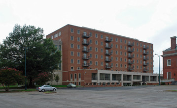 Ginter Place in Richmond, VA - Building Photo - Building Photo