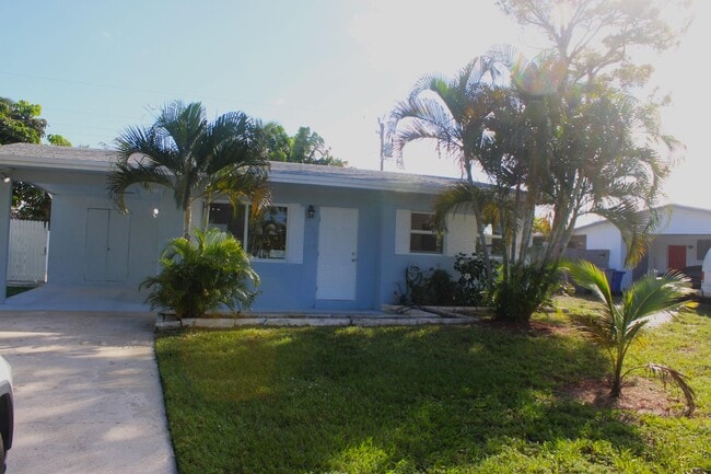 2630 NE 8th Ave in Pompano Beach, FL - Building Photo - Building Photo