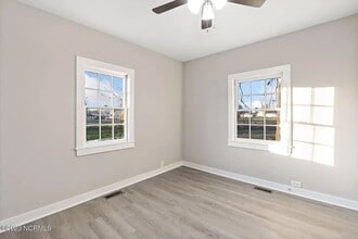 51 E Carroll St in Turkey, NC - Building Photo - Building Photo