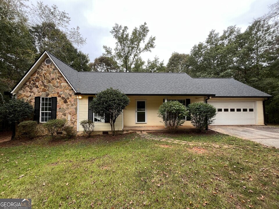 149 Harris St in Griffin, GA - Building Photo