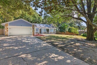 12 Corbin Ct in Niceville, FL - Building Photo - Building Photo