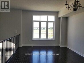 30 Campobello St in Vaughan, ON - Building Photo - Building Photo