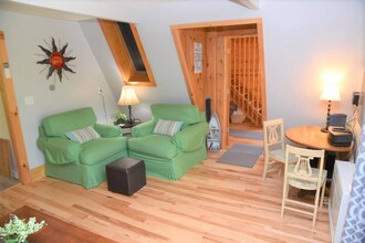 139 Alan A Dale Dr in Becket, MA - Building Photo - Building Photo