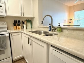 109 Wading Bird Cir in Naples, FL - Building Photo - Building Photo