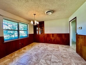 104 Oakview Dr in Kerrville, TX - Building Photo - Building Photo
