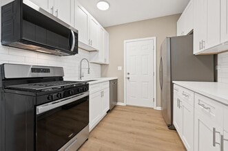 3311 N Ravenswood Ave in Chicago, IL - Building Photo - Building Photo