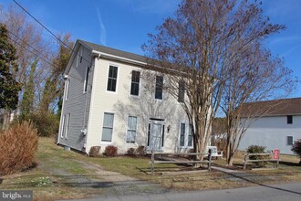 205 RAILROAD in Saint Michaels, MD - Foto de edificio - Building Photo