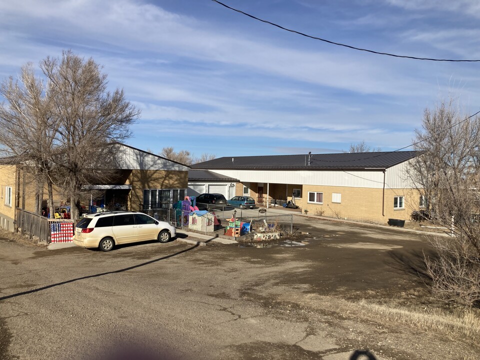 1108 F Ave in Circle, MT - Building Photo