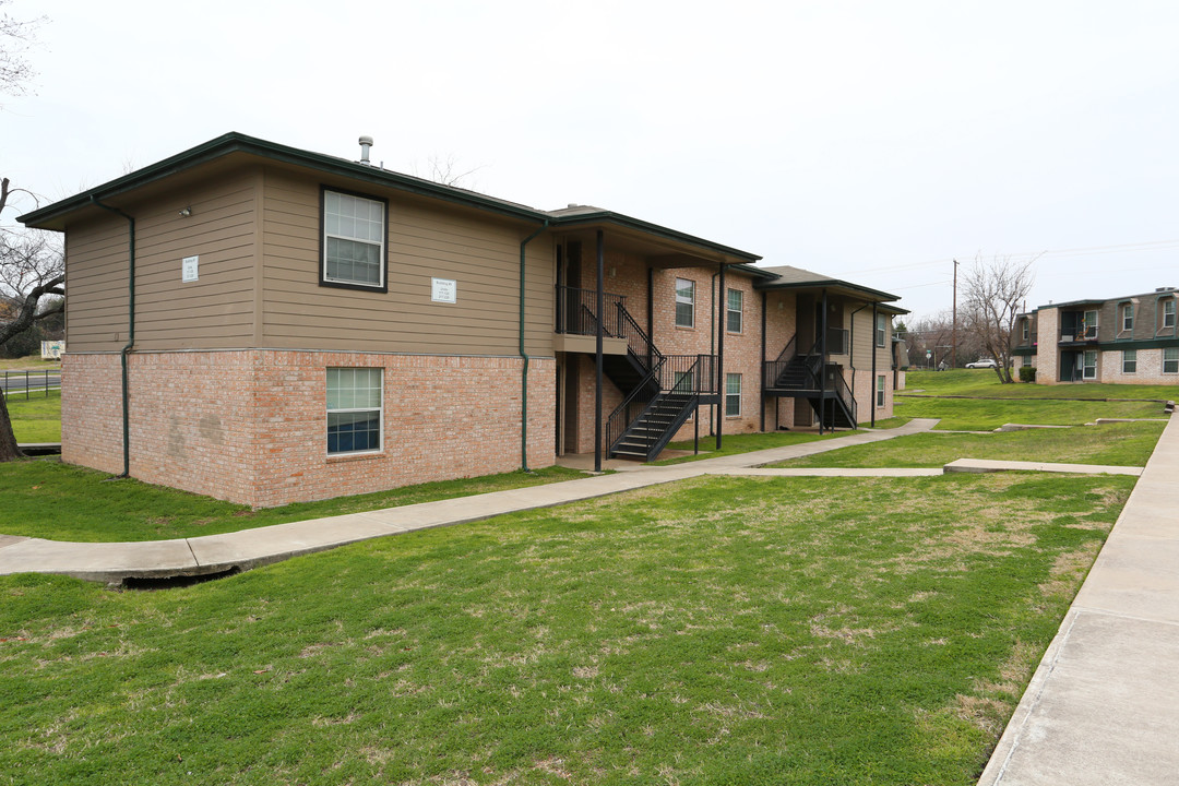 Mt. Carmel Village Apartments in Austin, TX - Building Photo