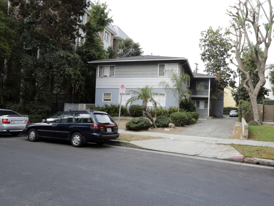 1361 Kelton Ave in Los Angeles, CA - Building Photo