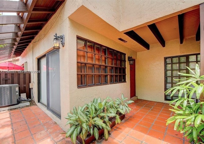 13250 SW 114th Terrace in Miami, FL - Building Photo - Building Photo