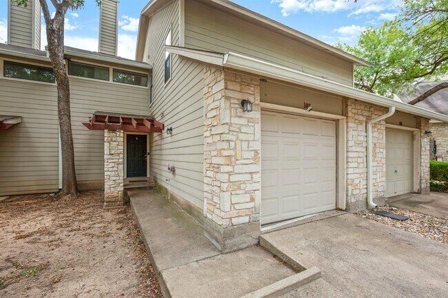 property at 512 Eberhart Ln