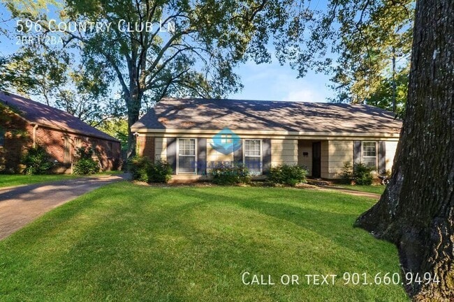 596 Country Club Ln