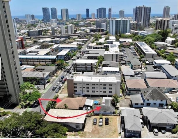 1568 Pensacola St in Honolulu, HI - Foto de edificio