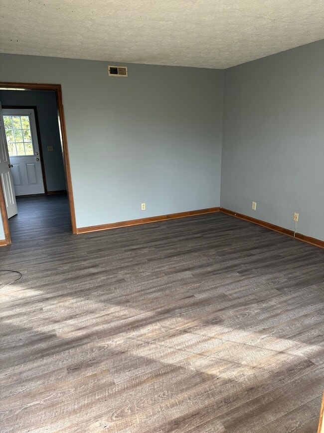 204 TN-52 in Portland, TN - Building Photo - Building Photo
