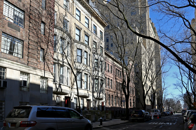 23 W 90th St in New York, NY - Building Photo - Building Photo