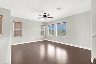 10621 Nevada Falls Ave in Las Vegas, NV - Building Photo - Building Photo