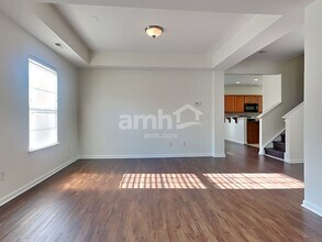 10524 Dominion Village Dr in Charlotte, NC - Building Photo - Building Photo