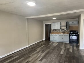 183 Bangor Dr in San Antonio, TX - Building Photo - Building Photo