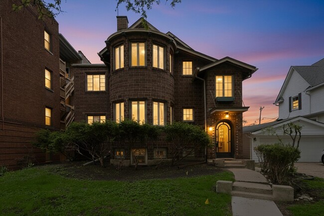 3248 Maple Ave in Berwyn, IL - Building Photo - Building Photo