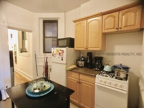 227 E 28th St in New York, NY - Building Photo - Building Photo