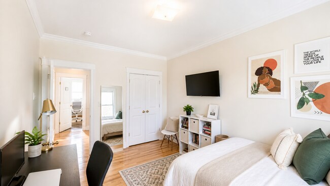 property at 27 Glenville Ave