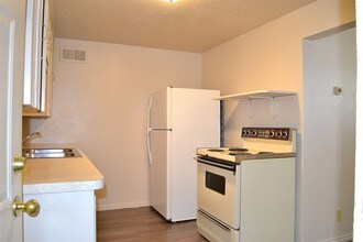 1180 24th St-Unit -3 in Ogden, UT - Building Photo - Building Photo