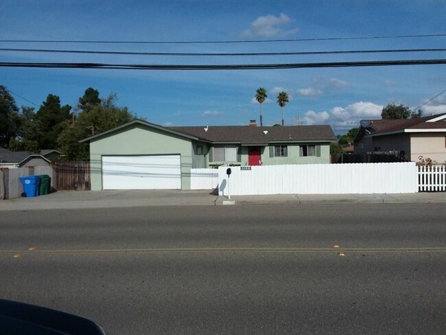 property at 1122 Farroll Ave