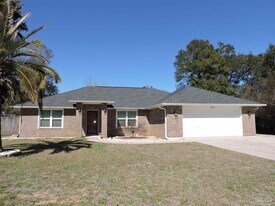 5626 Rosebay St in Milton, FL - Building Photo
