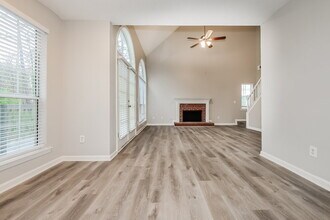 2092 Wedgewood Dr in Stone Mountain, GA - Building Photo - Building Photo