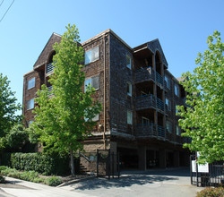 Castlewood Apartments in Concord, CA - Foto de edificio - Building Photo