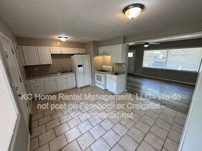 10812 Newton Ave in Kansas City, MO - Building Photo - Building Photo