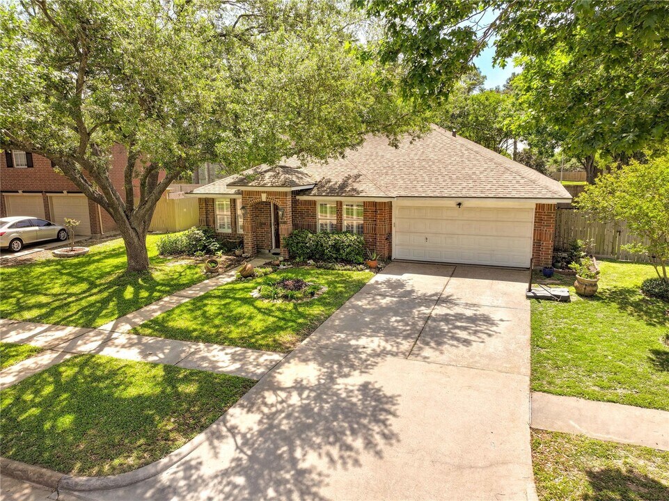 19731 Dusty Creek Dr in Katy, TX - Building Photo