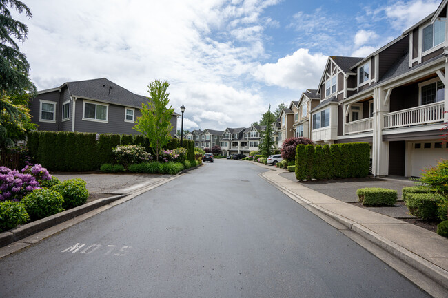 Kempin Meadows in Redmond, WA - Building Photo - Building Photo