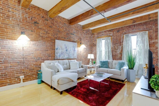 property at 256 Friend St