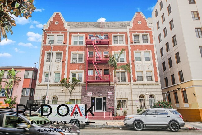 454 S Catalina St in Los Angeles, CA - Building Photo - Building Photo