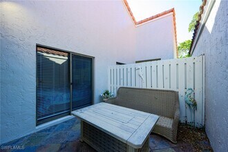 833 Reef Point Cir in Naples, FL - Building Photo - Building Photo