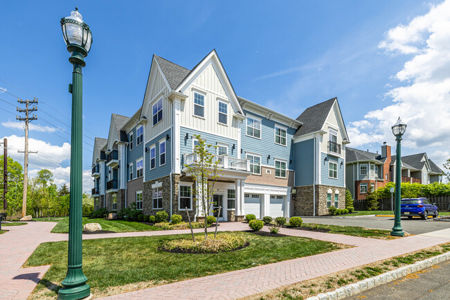 182 Plainfield Ave