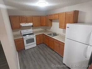 57 Huntington St in Hartford, CT - Building Photo - Building Photo