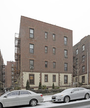 14441 Roosevelt Ave in Flushing, NY - Building Photo - Building Photo