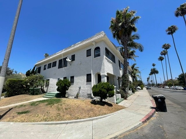 property at 2229 Vineyard Ave