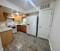 1841 Wooten Park Dr in Austin, TX - Building Photo - Building Photo