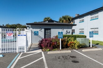 The Element at 464 in Daytona Beach, FL - Foto de edificio - Building Photo