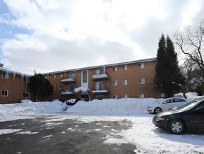 Dewitt View Apartments in Syracuse, NY - Building Photo - Building Photo