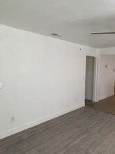 4911 36th Ave in Sacramento, CA - Building Photo - Building Photo