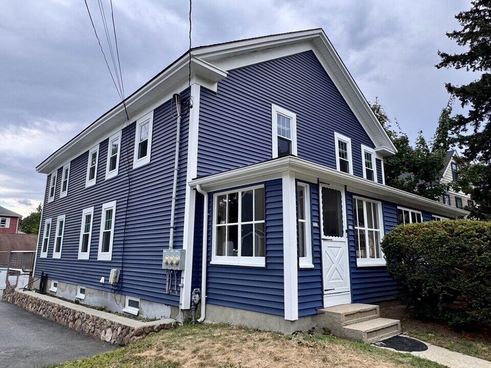 117 Salem St in Reading, MA - Building Photo