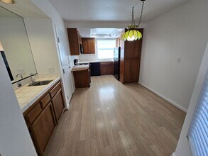 1720 Diamond St in San Diego, CA - Building Photo - Building Photo